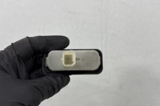 Bouton de coffre RENAULT CLIO 4