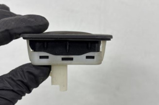 Bouton de coffre RENAULT CLIO 4