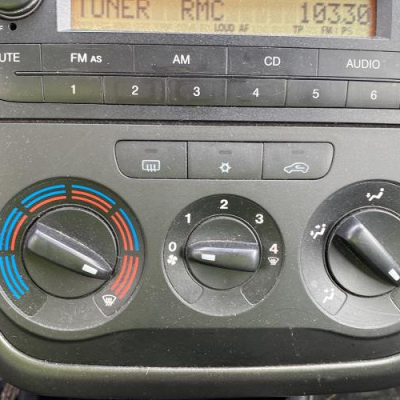 Antenne FIAT GRANDE PUNTO Photo n°20