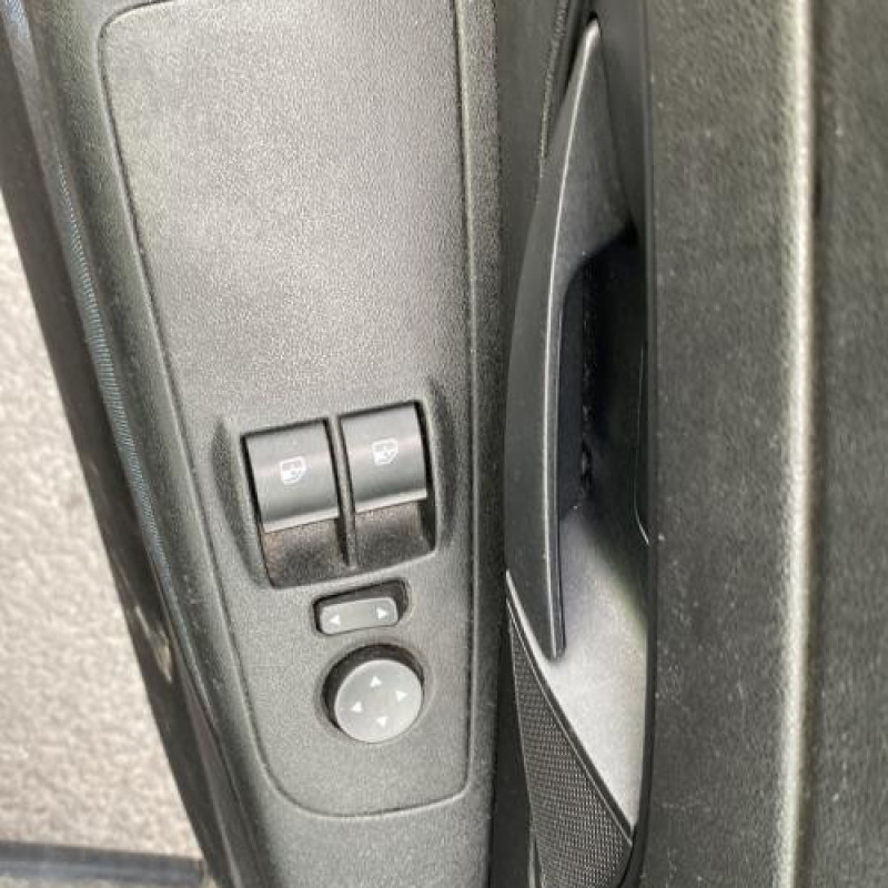 Autoradio d'origine FIAT GRANDE PUNTO Photo n°14