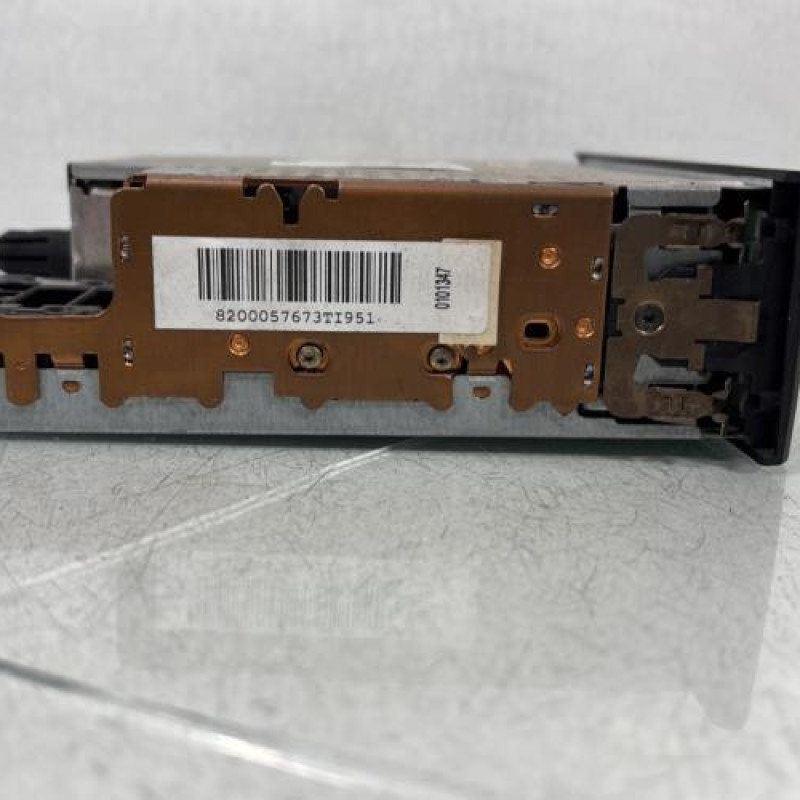 Autoradio d'origine RENAULT CLIO 2 Photo n°2