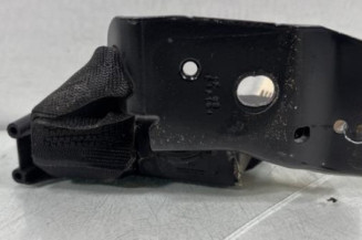 Attache ceinture arriere gauche RENAULT CLIO 3