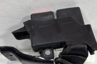 Attache ceinture arriere gauche RENAULT CLIO 3