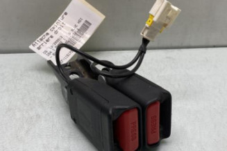 Attache ceinture arriere droit DS DS4 1 Photo n°1