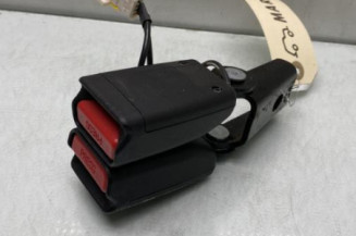 Attache ceinture arriere droit DS DS4 1