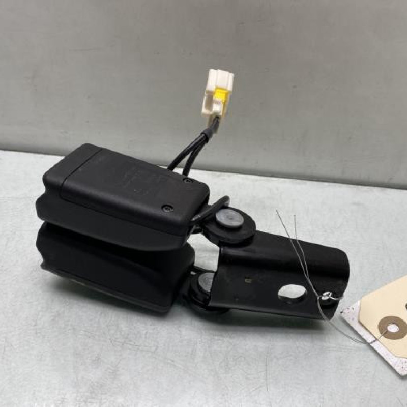 Attache ceinture arriere droit DS DS4 1 Photo n°4