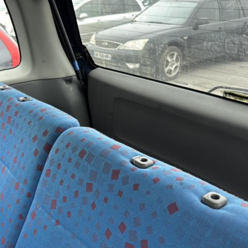 Feu arriere principal gauche (feux) OPEL AGILA A Photo n°14