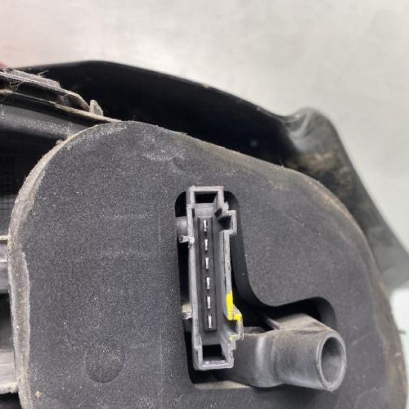 Feu arriere principal droit (feux) VOLKSWAGEN SCIROCCO 3 Photo n°3