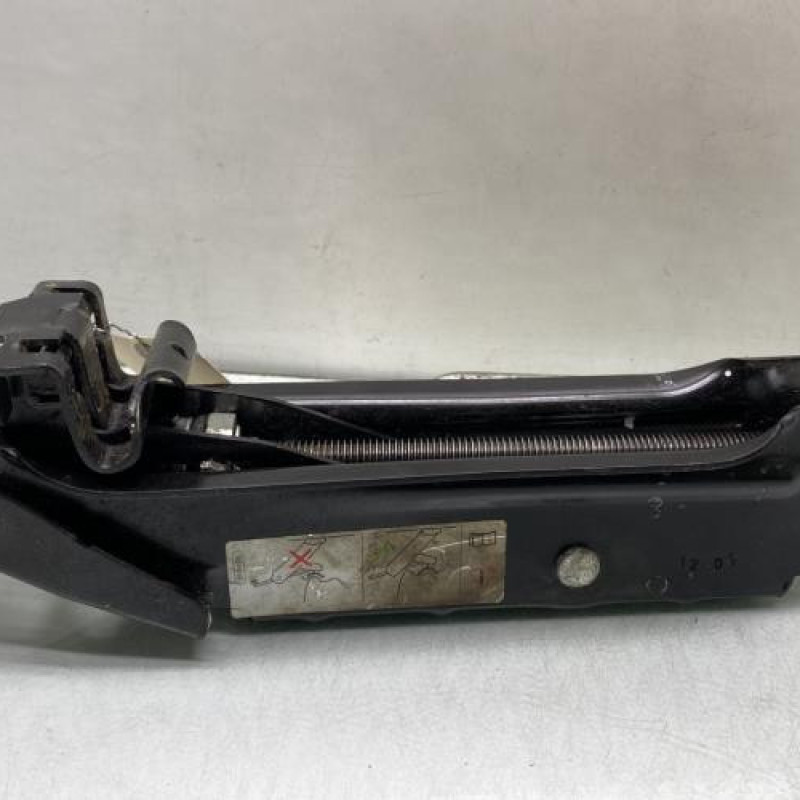 Cric VOLKSWAGEN SCIROCCO 3 Photo n°1