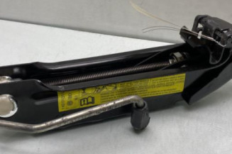 Cric VOLKSWAGEN SCIROCCO 3