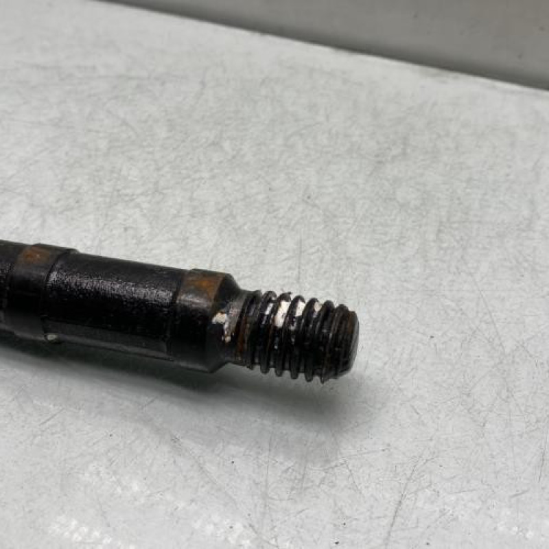 Crochet de remorquage VOLKSWAGEN SCIROCCO 3 Photo n°2