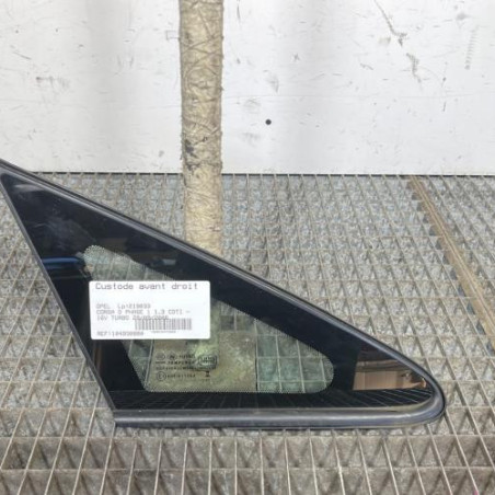 Custode avant droit OPEL CORSA D Photo n°1