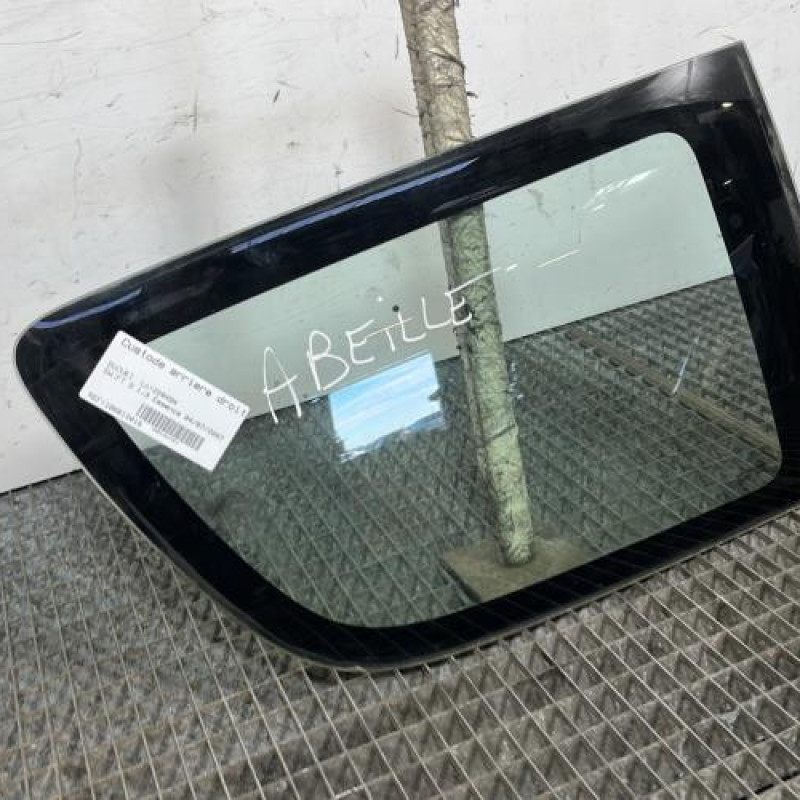 Custode arriere droit SUZUKI SWIFT 3 Photo n°2