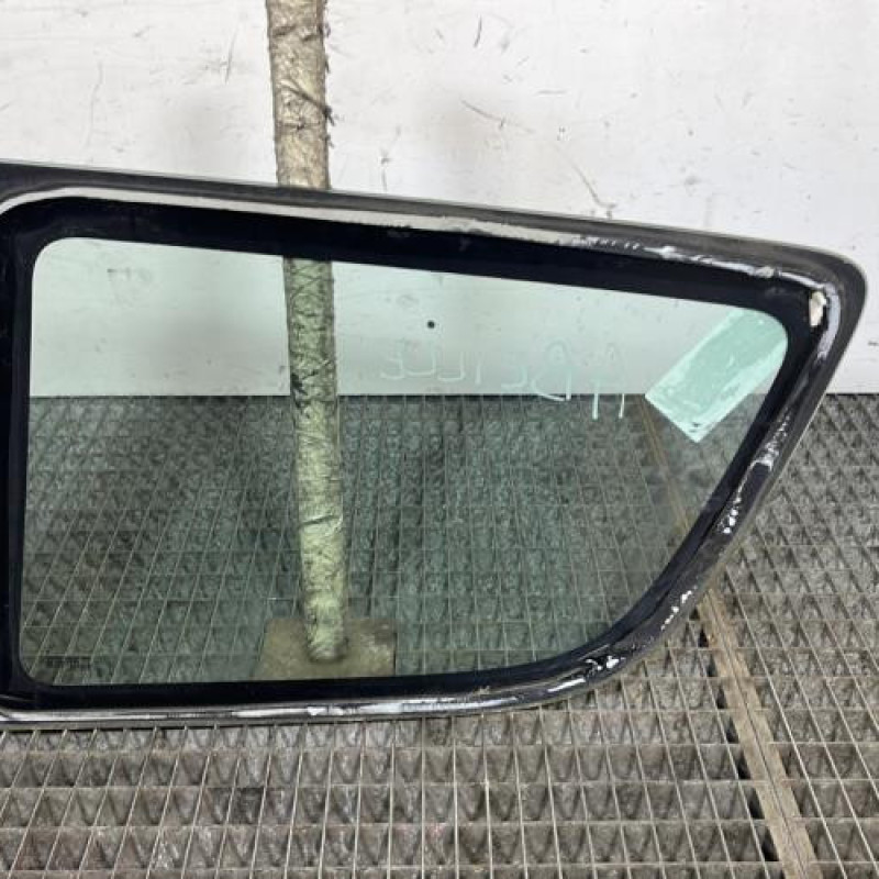 Custode arriere droit SUZUKI SWIFT 3 Photo n°4