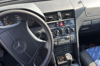 Feu arriere principal droit (feux) MERCEDES CLASSE C 202