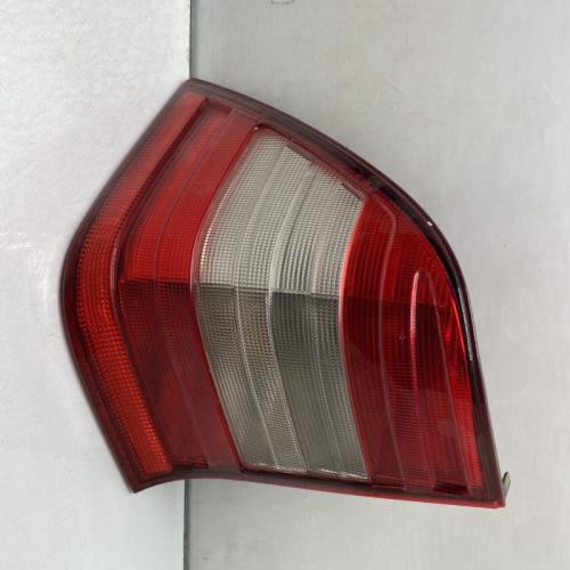 Feu arriere principal gauche (feux) MERCEDES CLASSE C 202 Photo n°1