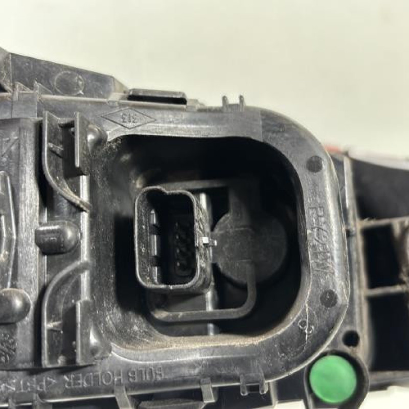 Feu arriere principal droit (feux) RENAULT CLIO 4 Photo n°4