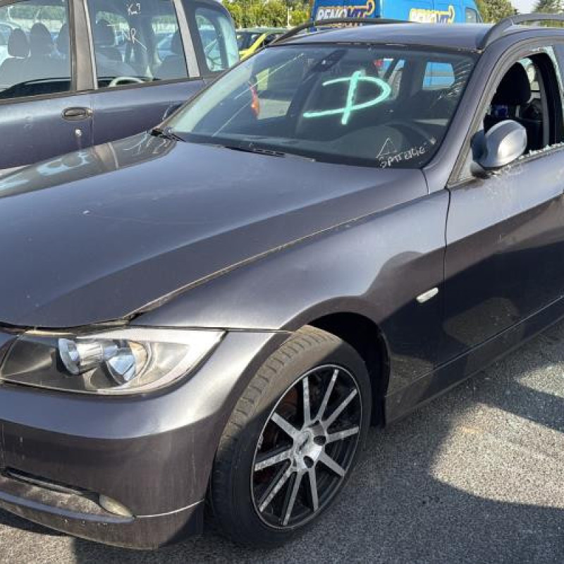 Pivot de moyeu arriere gauche BMW SERIE 3 E91 Photo n°1