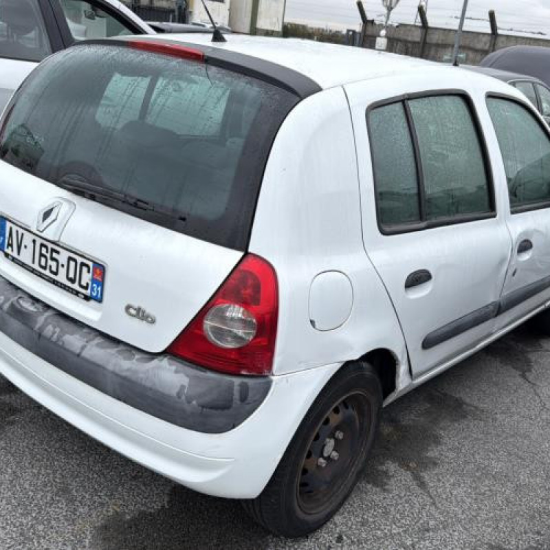 Bras essuie glace arriere RENAULT CLIO 2 Photo n°8
