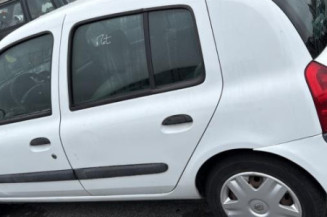 Feu arriere principal gauche (feux) RENAULT CLIO 2