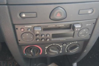 Feu arriere principal gauche (feux) RENAULT CLIO 2