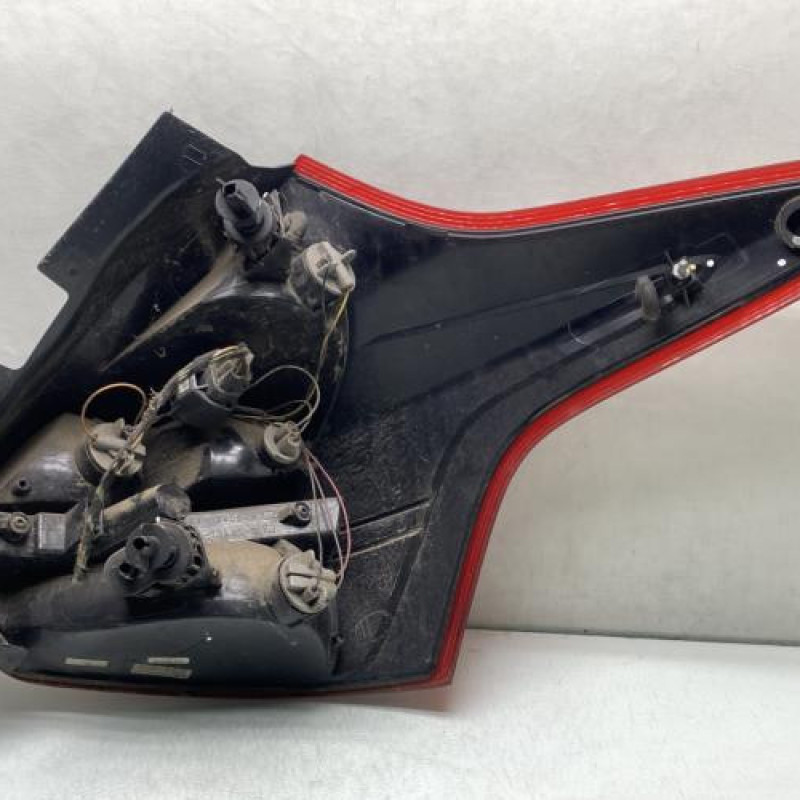 Feu arriere principal gauche (feux) FORD FOCUS 3 Photo n°2