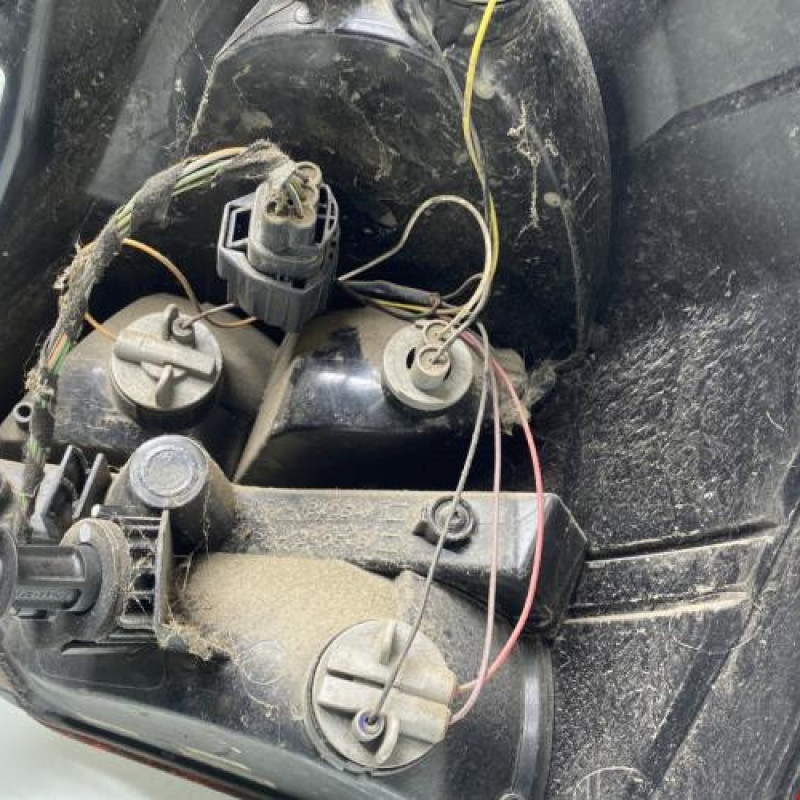 Feu arriere principal gauche (feux) FORD FOCUS 3 Photo n°3