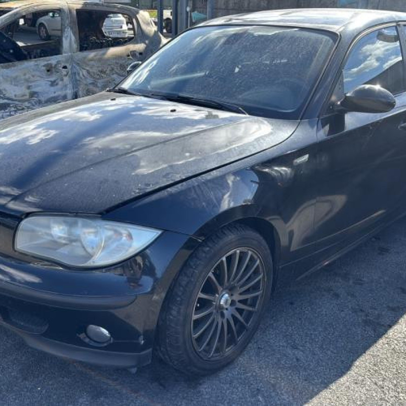 Malle/Hayon arriere BMW SERIE 1 E87 Photo n°1