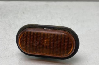 Repetiteur clignotant avant gauche (Feux) RENAULT MASTER 2 Photo n°1