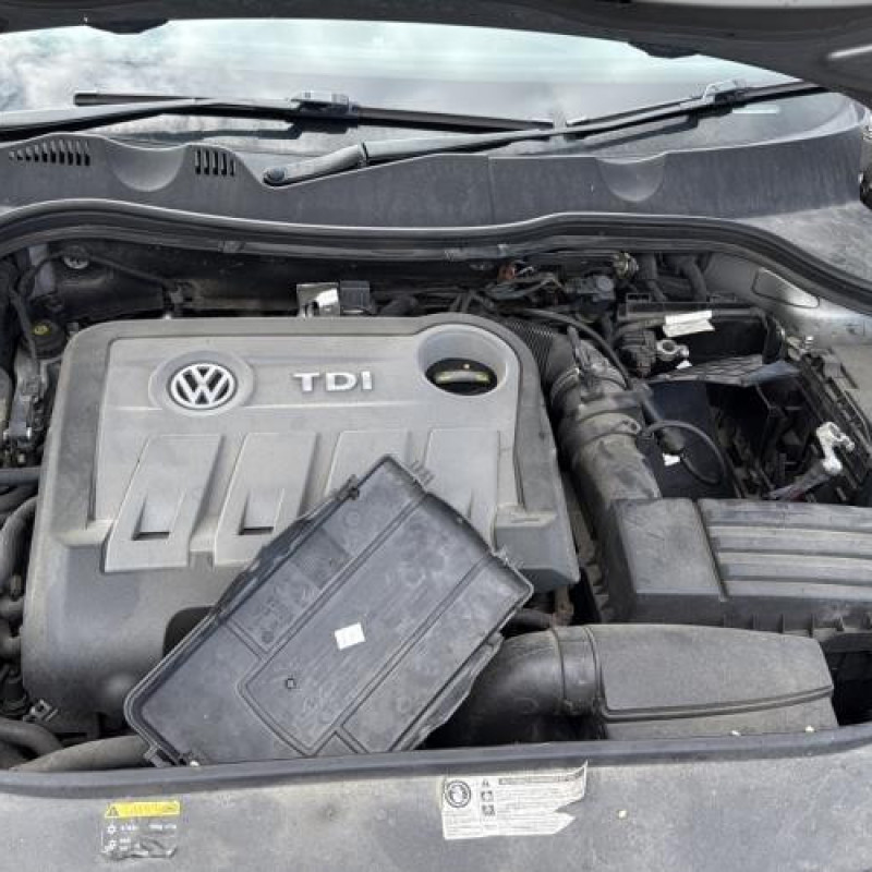 Feu arriere secondaire droit (feux) VOLKSWAGEN PASSAT 6 Photo n°18