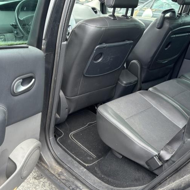 Aile avant droit RENAULT SCENIC 2 Photo n°14