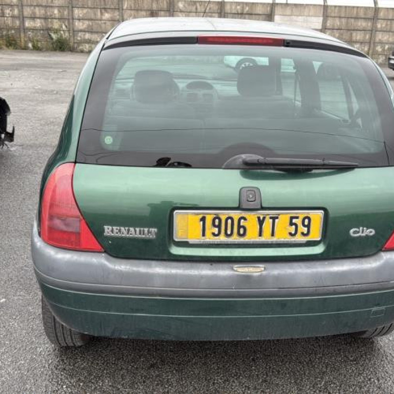 Demarreur RENAULT CLIO 2 Photo n°9