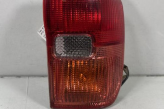 Feu arriere principal droit (feux) TOYOTA RAV4 2 Photo n°1