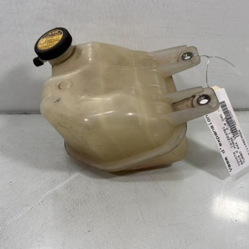 Vase d'expansion TOYOTA RAV4 2 Photo n°1