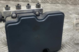 Bloc ABS (freins anti-blocage) OPEL VIVARO 3 Photo n°1