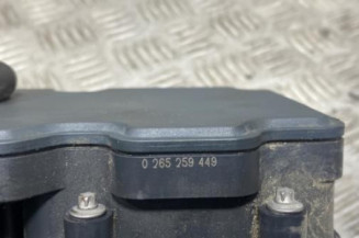 Bloc ABS (freins anti-blocage) OPEL VIVARO 3