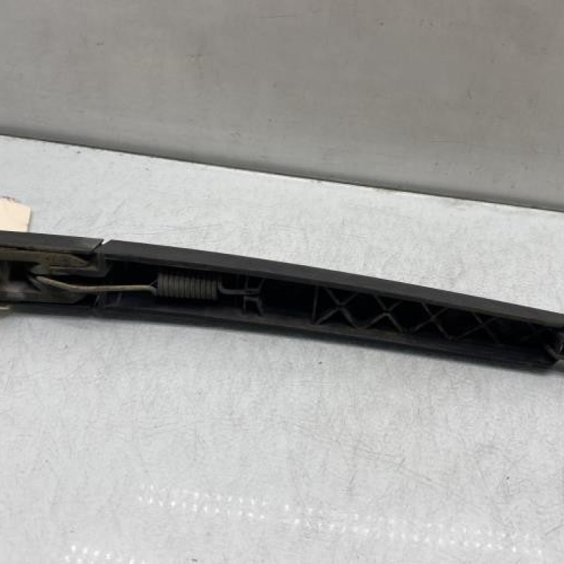 Bras essuie glace arriere PEUGEOT 3008 1 Photo n°2