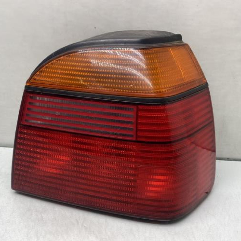 Feu arriere principal droit (feux) VOLKSWAGEN GOLF 3 Photo n°1