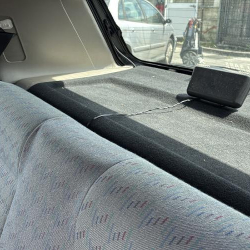 Feu arriere principal droit (feux) VOLKSWAGEN GOLF 3 Photo n°18