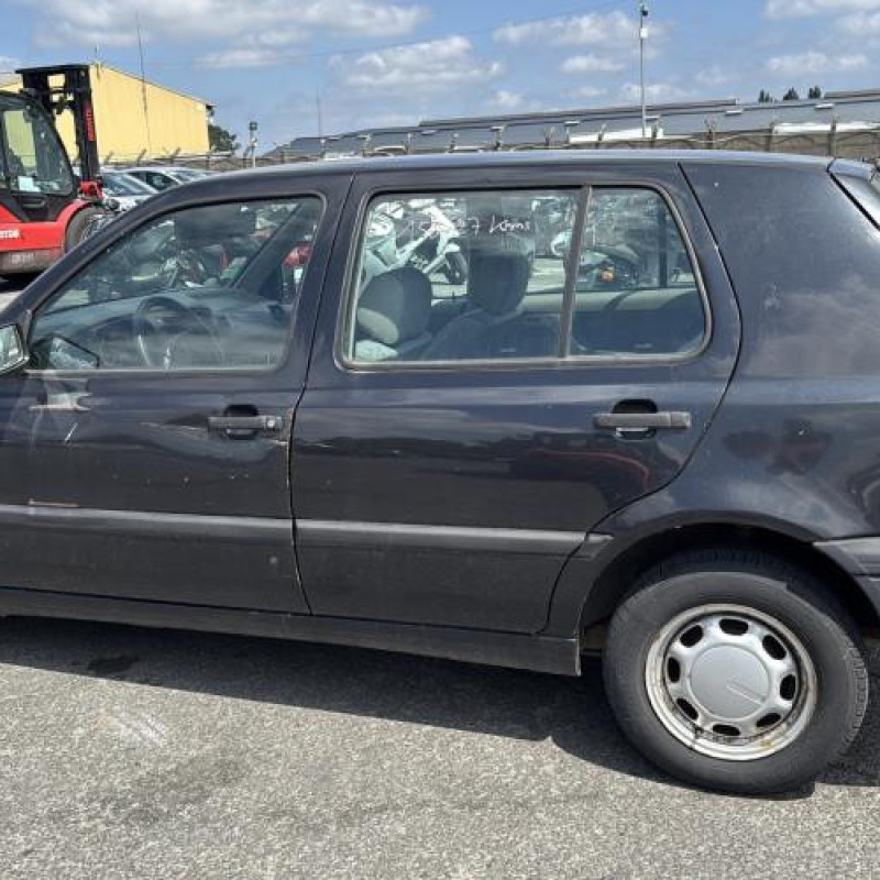 Feu arriere principal gauche (feux) VOLKSWAGEN GOLF 3 Photo n°10