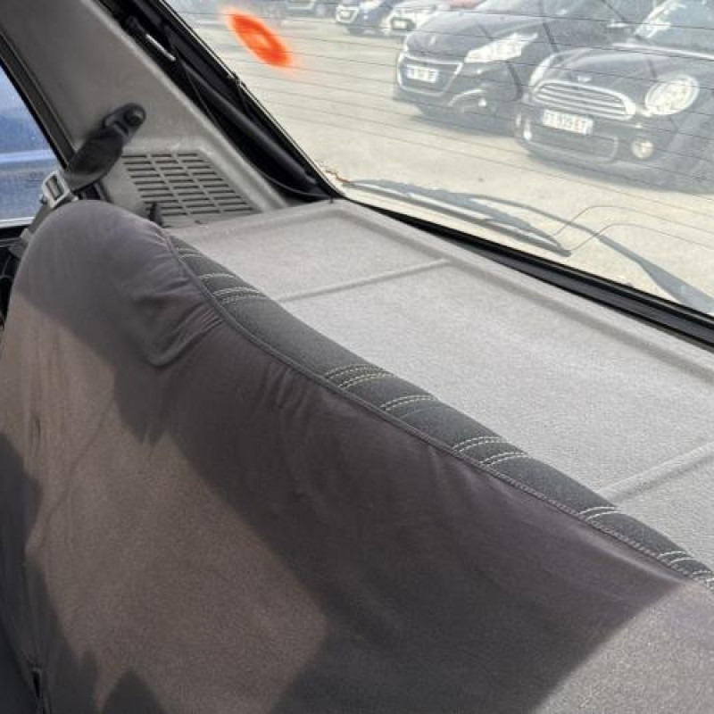 Vase d'expansion PEUGEOT 205 Photo n°19