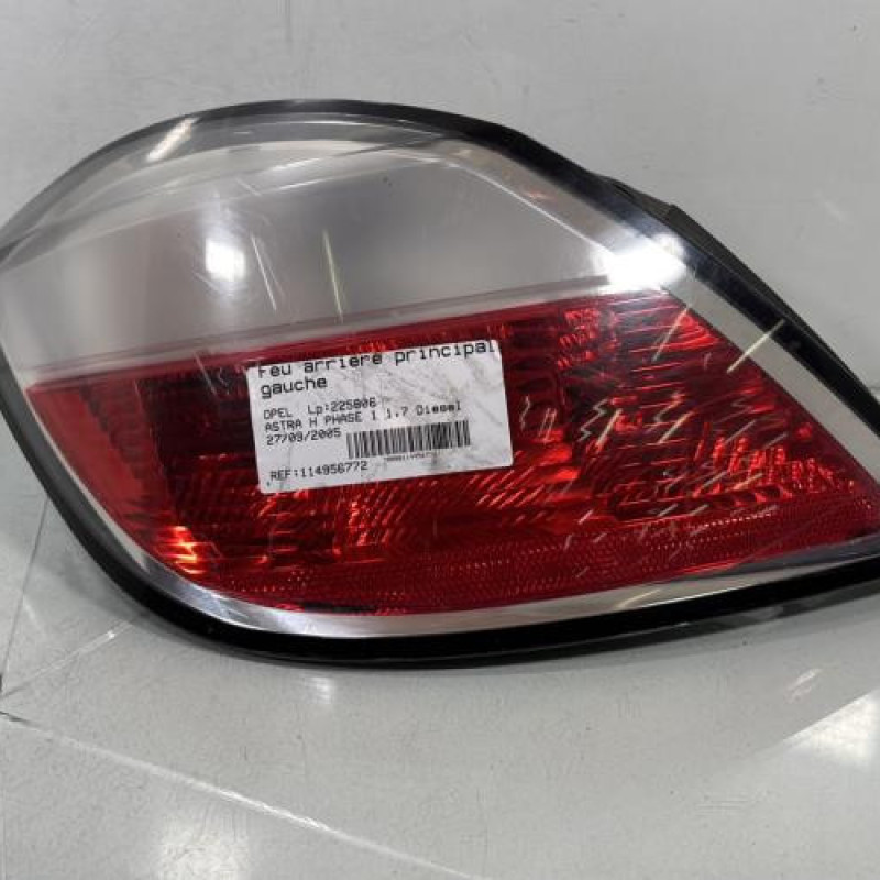 Feu arriere principal gauche (feux) OPEL ASTRA H Photo n°1