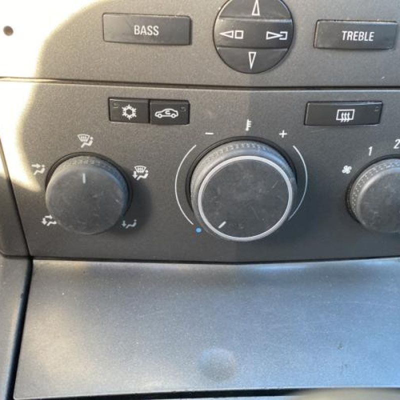 Feu arriere principal gauche (feux) OPEL ASTRA H Photo n°13