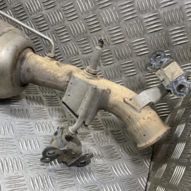 Filtre à particules (echappement) OPEL VIVARO 3 Photo n°3