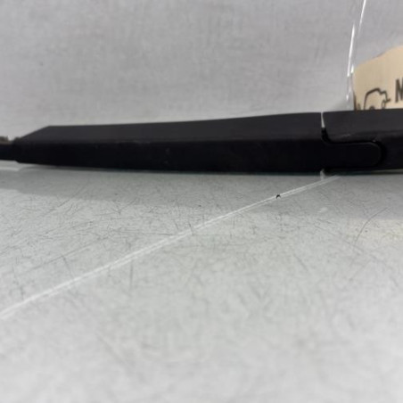 Bras essuie glace arriere PEUGEOT 2008 1