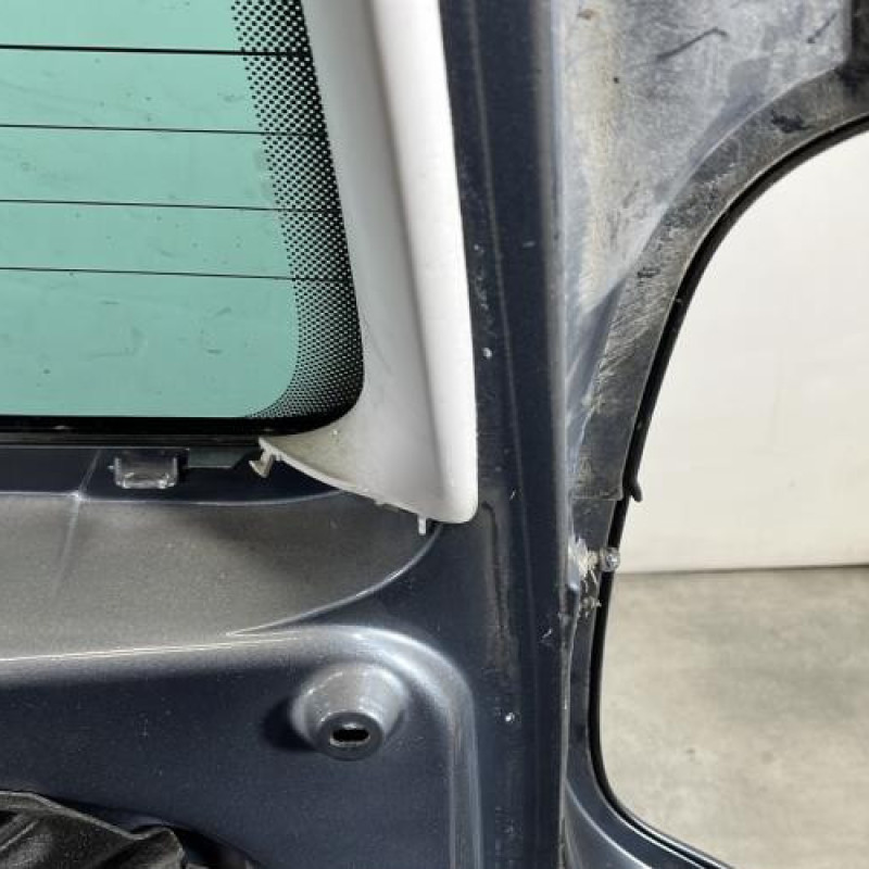 Malle/Hayon arriere PEUGEOT 807 Photo n°10