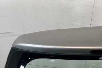 Malle/Hayon arriere SUZUKI SWIFT 3