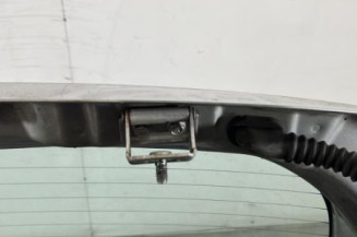 Malle/Hayon arriere SUZUKI SWIFT 3