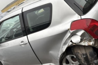 Malle/Hayon arriere SUZUKI SWIFT 3
