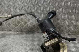 Pompe de direction CITROEN DS5 Photo n°1